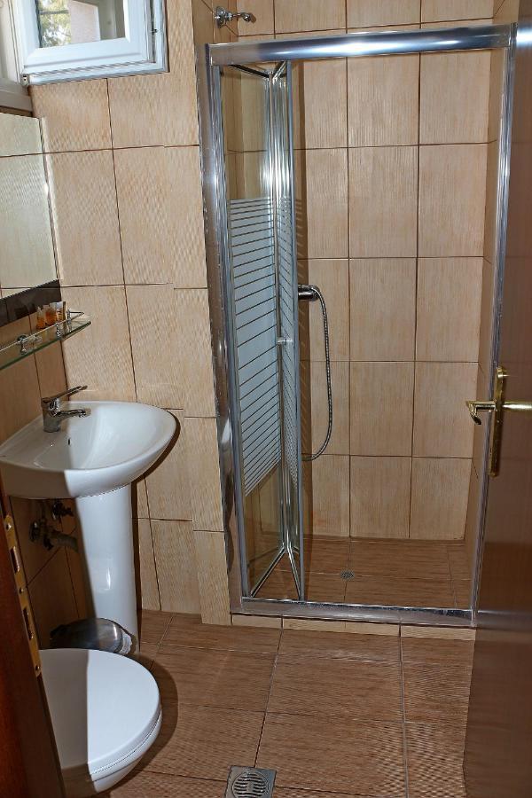 Kristal Hotel Prínosz Kültér fotó