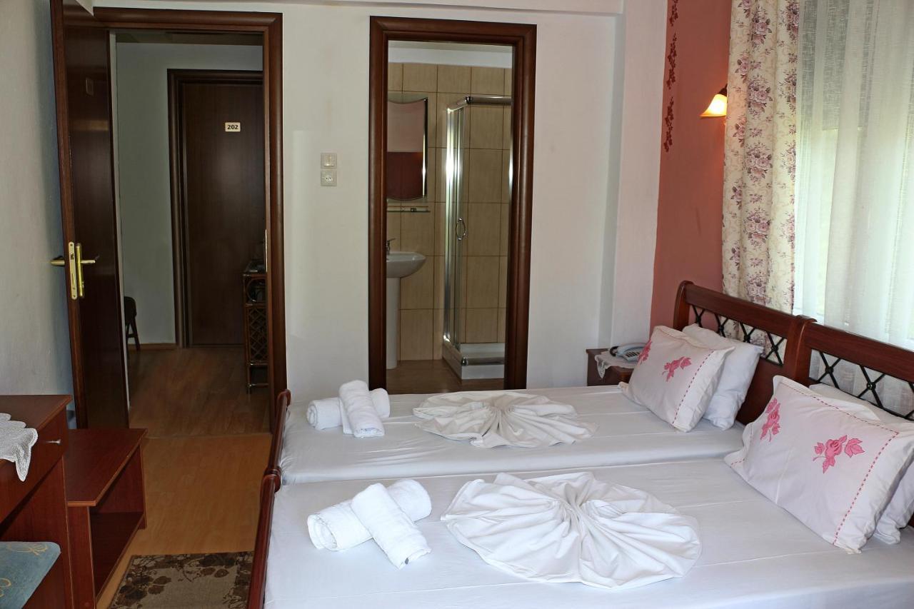 Kristal Hotel Prínosz Kültér fotó