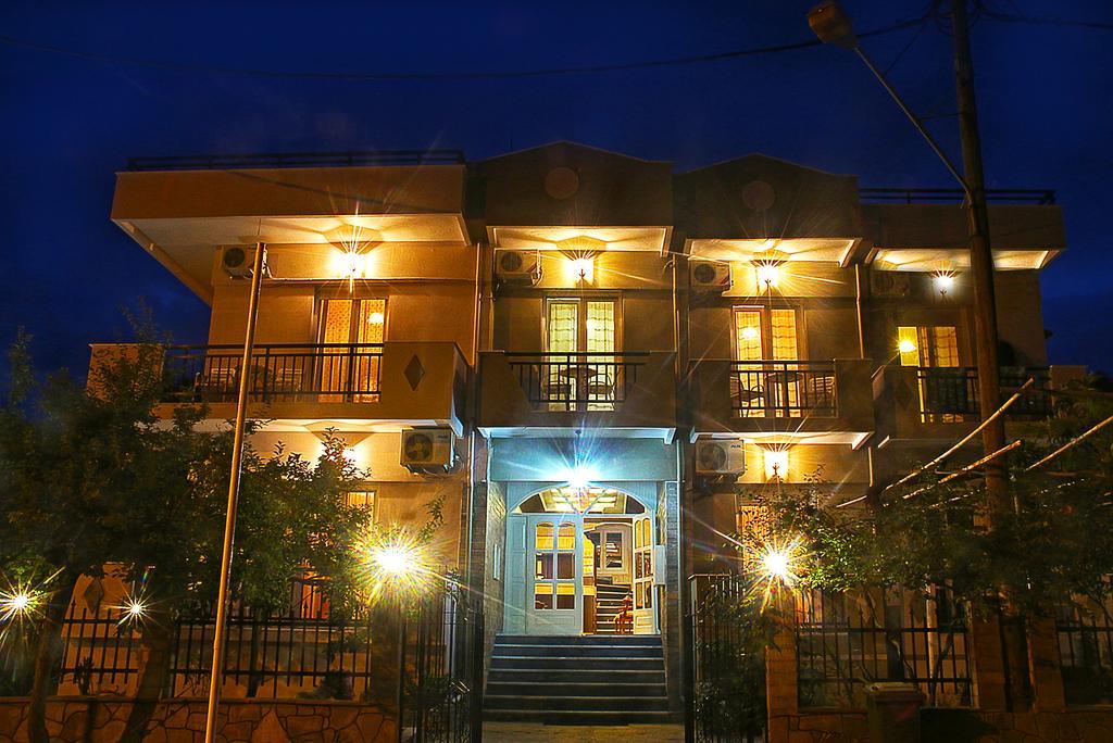Kristal Hotel Prínosz Kültér fotó